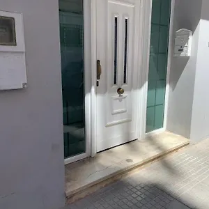 mooi-en-erg-ruim-appartement-met-een-openhaard.1costadelsol.com/